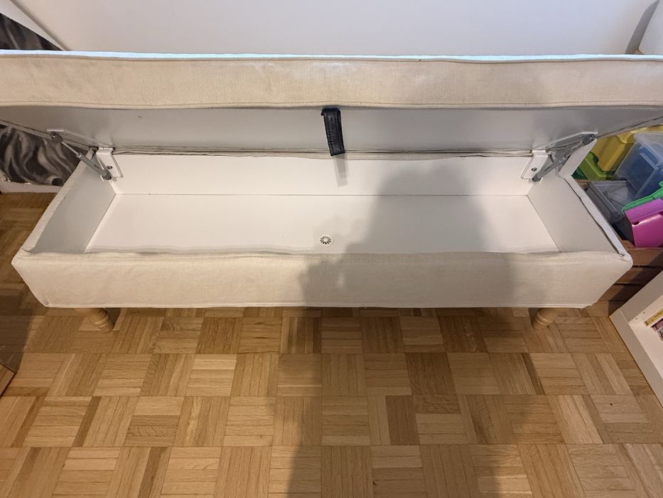 Banqueta com arruamação
