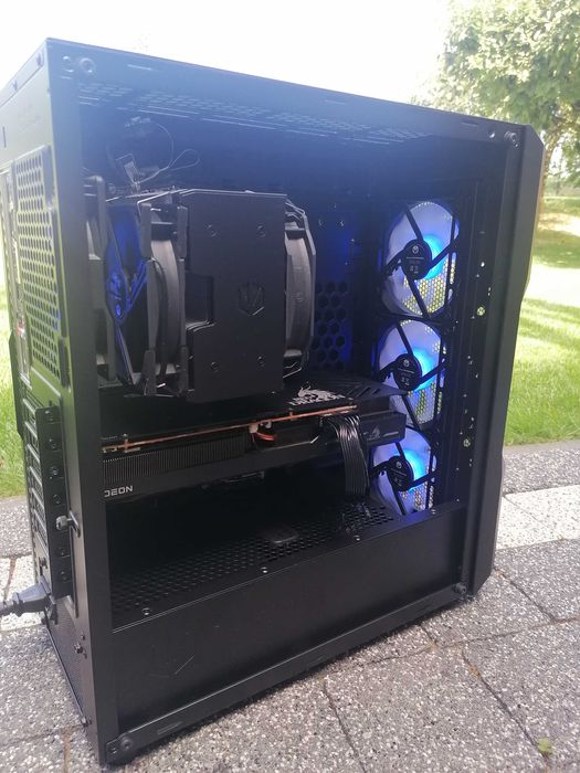 i5 12600kf | RX 6800 XT | 16GB | Nie używany