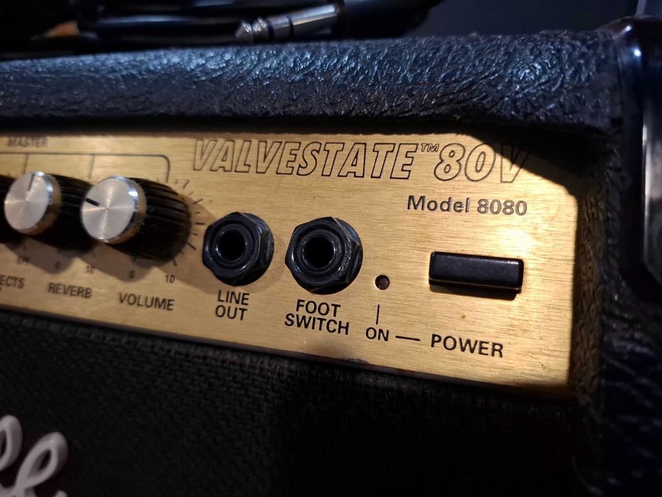 Amplificador de Guitarra Marshall Valvestate V80 - Model 8080