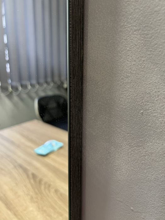 Дзеркало настінне