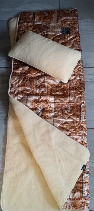 Komplet wełniany Woolmark koc z poduszką