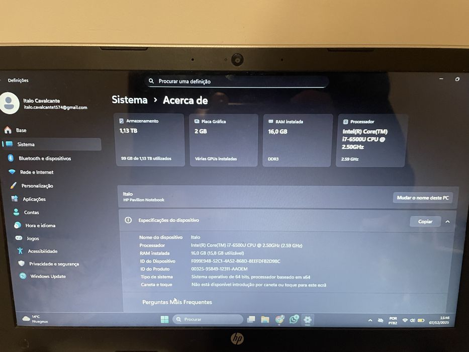 Notebook na caixa muito conservado