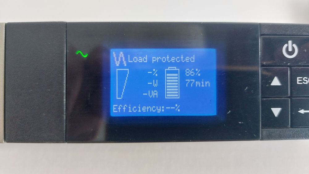 UPS profissional EATON 650IR