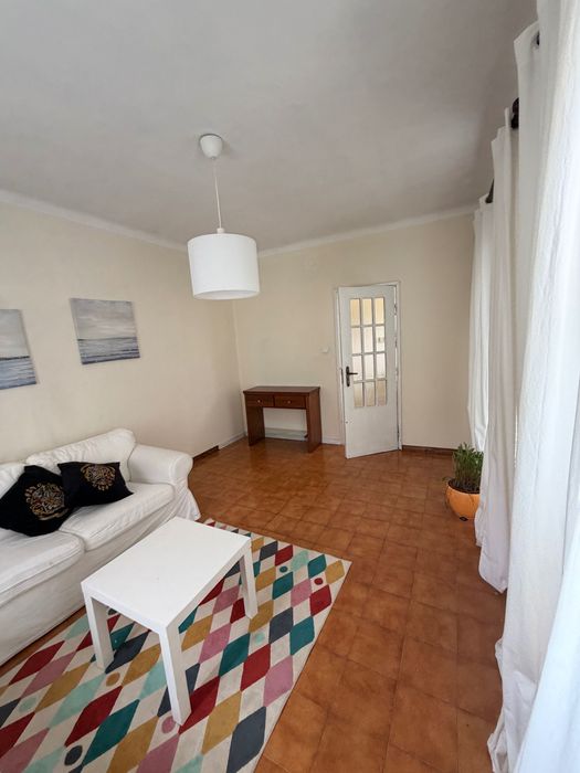 Alugo Casa pronta a habitar