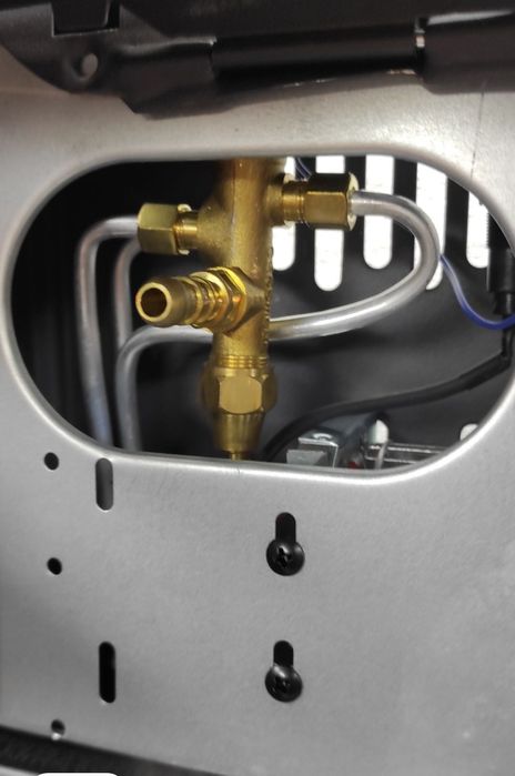 ХІТ Газовий інфрачервоний обігрівач 4200 Вт на колесах з п’єзопідпалом