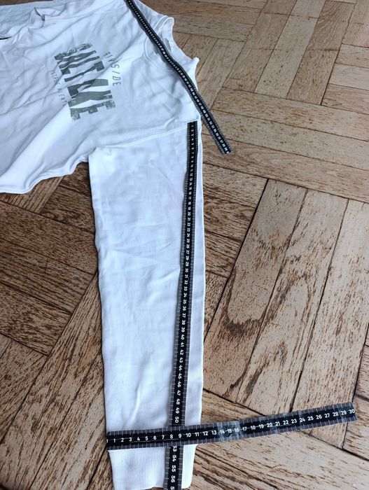 Mango Mng Bluza unisex Salt Lake
T-shirt White