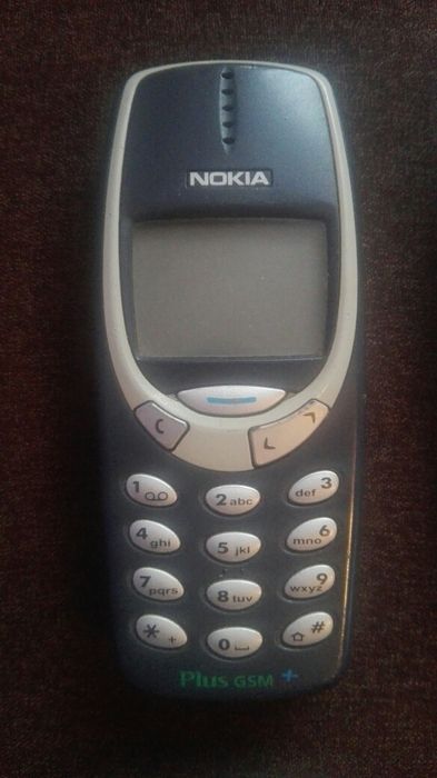 Zestaw telefonów komórkowych