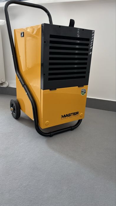 Wynajem osuszaczy powietrza