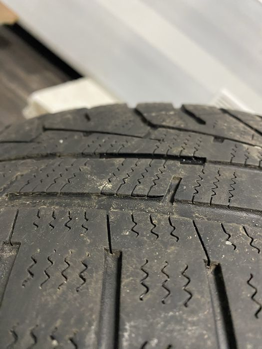 Продам зимню резину