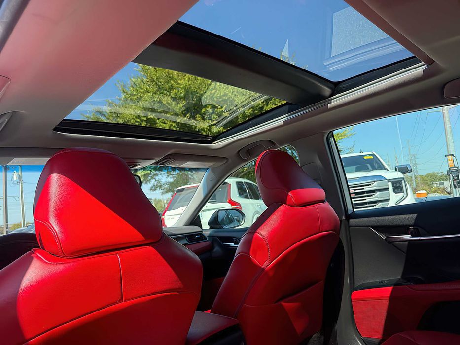 Toyota Camry      2020