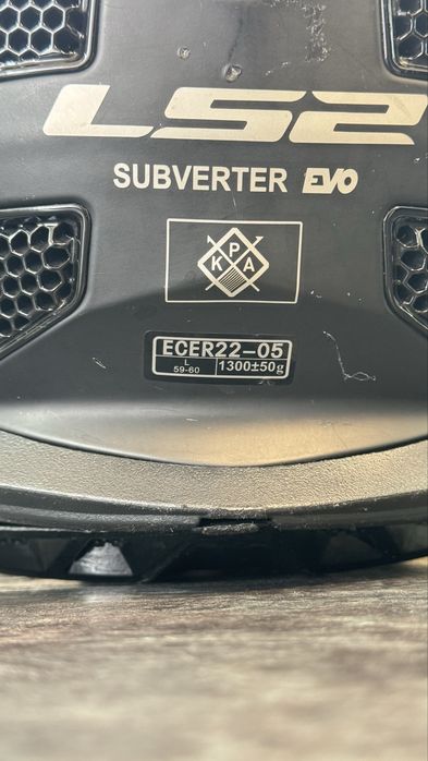 Кросовий мотошолом LS2 MX700 Subverter Black Matt (Розмір L, стан 7.5/10)