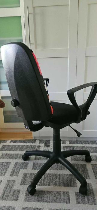 fotel obrotowy dziecięcy do biurka różowy flaming