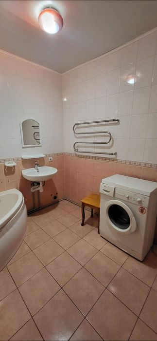 Продаж 2 кімн.квартири Північний,Коновальця.