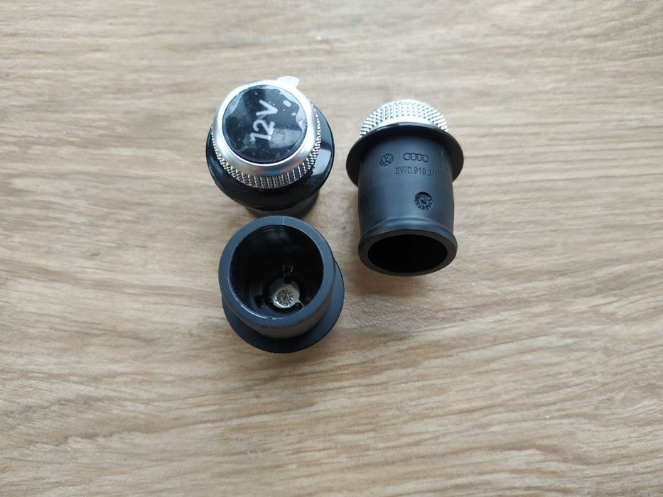 Заглушка прикурювача VAG VW Audi 8WD919311 4H0919311
