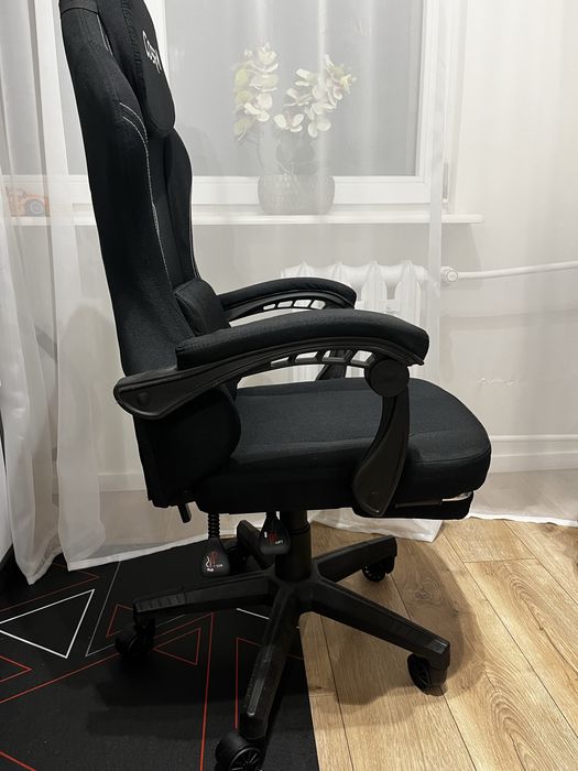 Fotel COBRA Player 5.0 CRF53BK Czarny + podnóżek