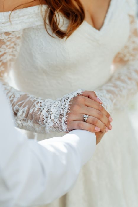 Продаю весільну сукню Katy Corso