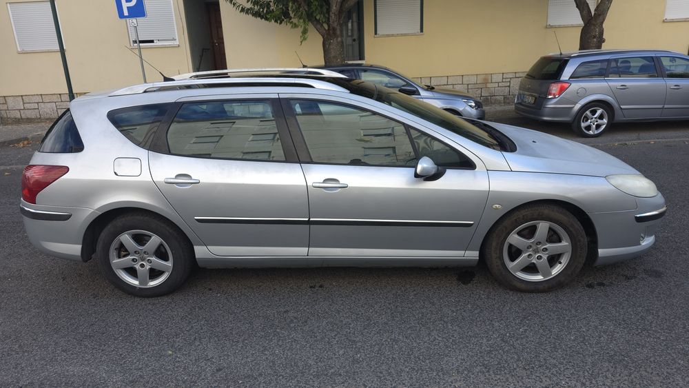 Vende se Pegueot 407 sw