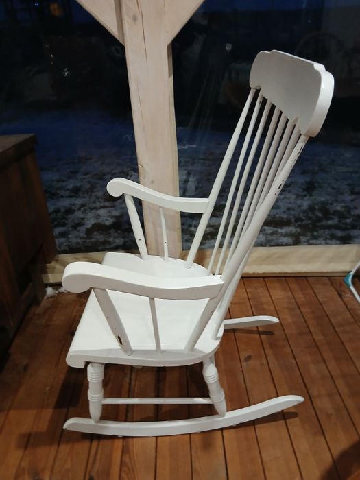 Fotel bujany typu windsor