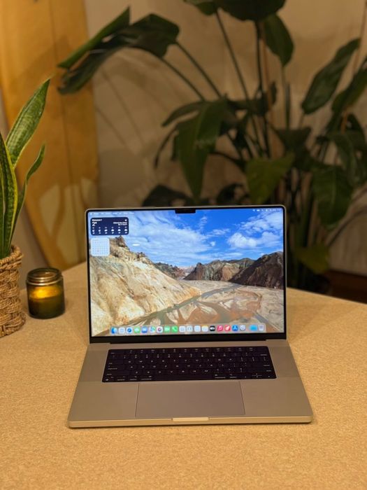 Apple MacBook Pro 16” M1 Max 64GB ram 1TB SSD