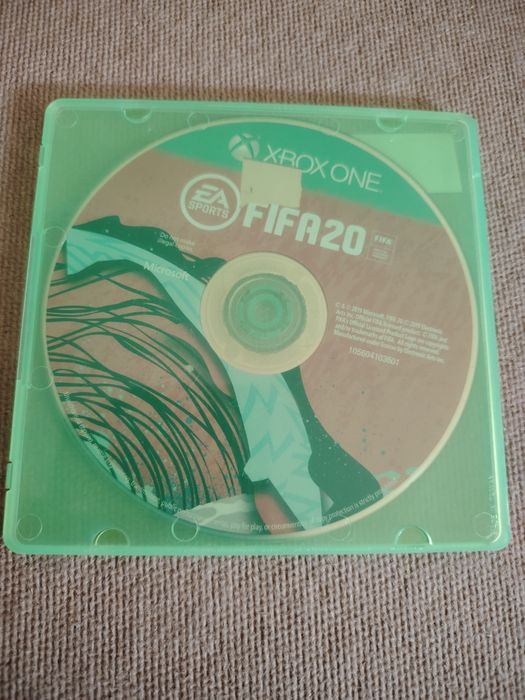 Xbox one S  1TB Pad fifa