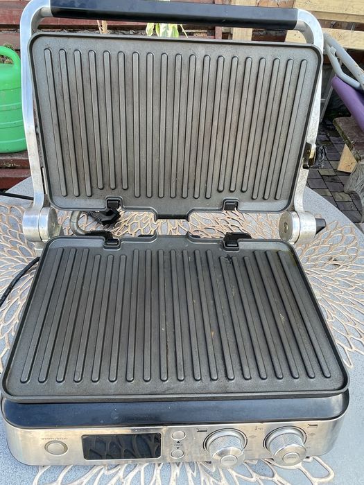 Мультигриль  DeʼLonghi MultiGrill  CGH1020D - повний комплект