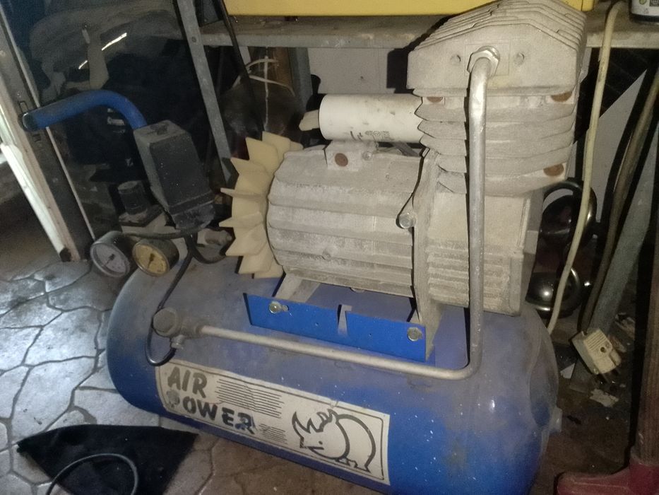 2 compressores de 50litros