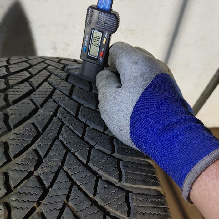 Без передоплати! Шини зимові Б/В 195 60 16 Bridgestone арт. 5314