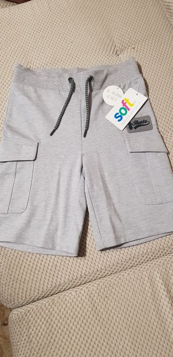 Spodenki chłopięce nowe Softwr r. 128
