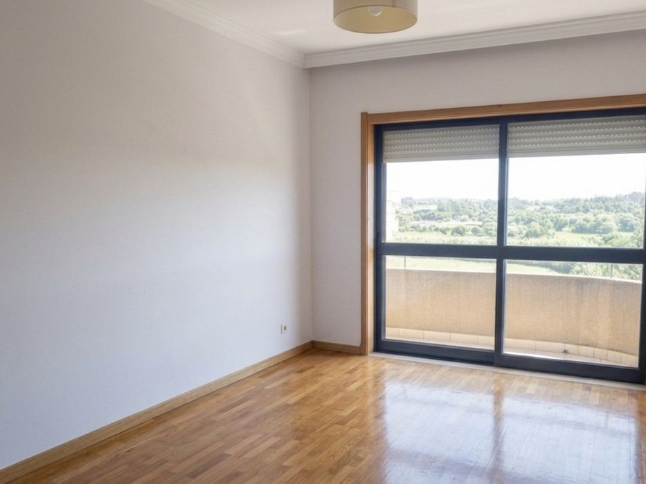 Penthouse T3 Duplex Remodelado | Vista de Mar | A 400m da Praia de Valadares - reservado