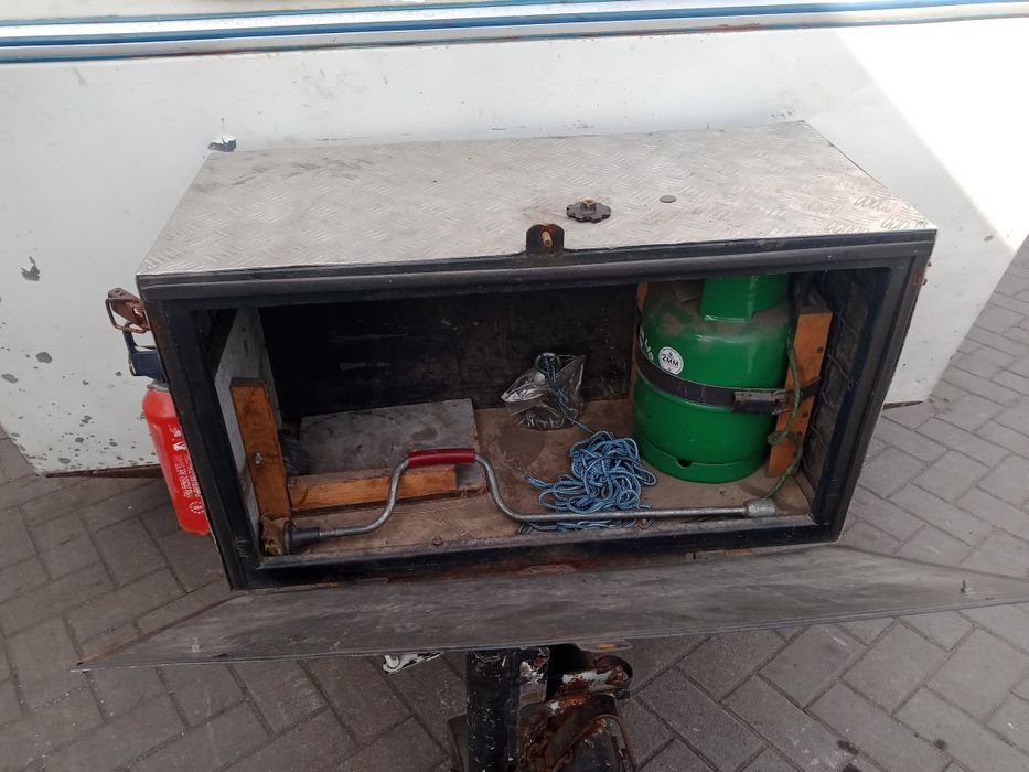 Продам німецький причіп дачу(караван,автодім,кемпер,домік  на колесах)Freedel