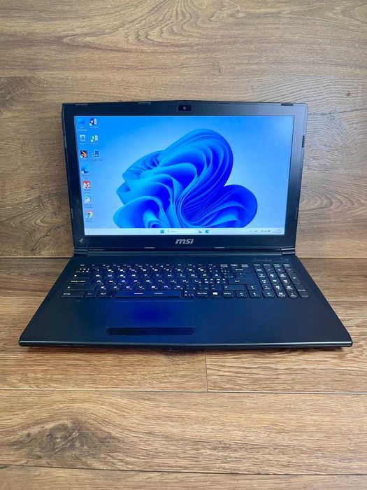 MSI GL62M 7RD\ GTX 1050 2GB\ i5-7300HQ\ 16 GB DDR4\SSD 256 GB  HDD 1 TB