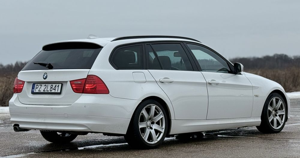 BMW E91 320D 183KM, Automat, Hak, AlpinaWeiss.