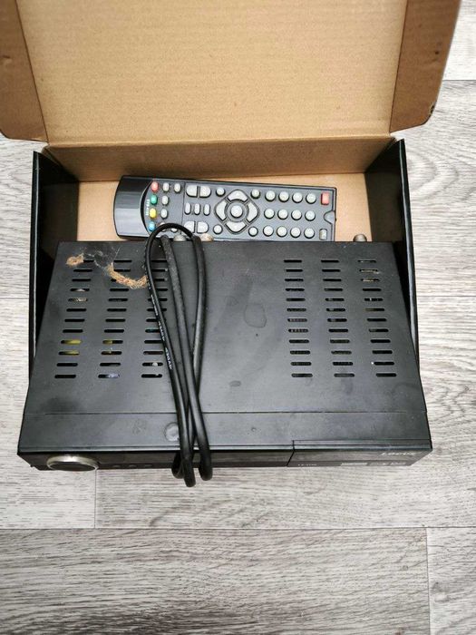 Цифровой спутниковый ресивер Locus LS-4100