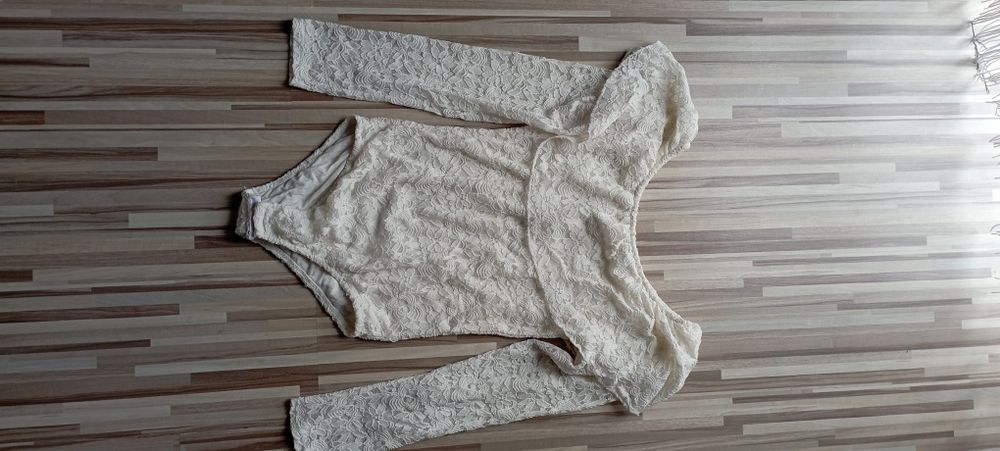 Body koronkowe hiszpanka