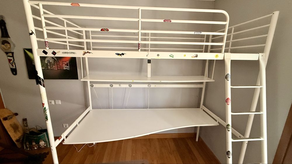 Beliche alto IKEA com secretária integrada, com instruções