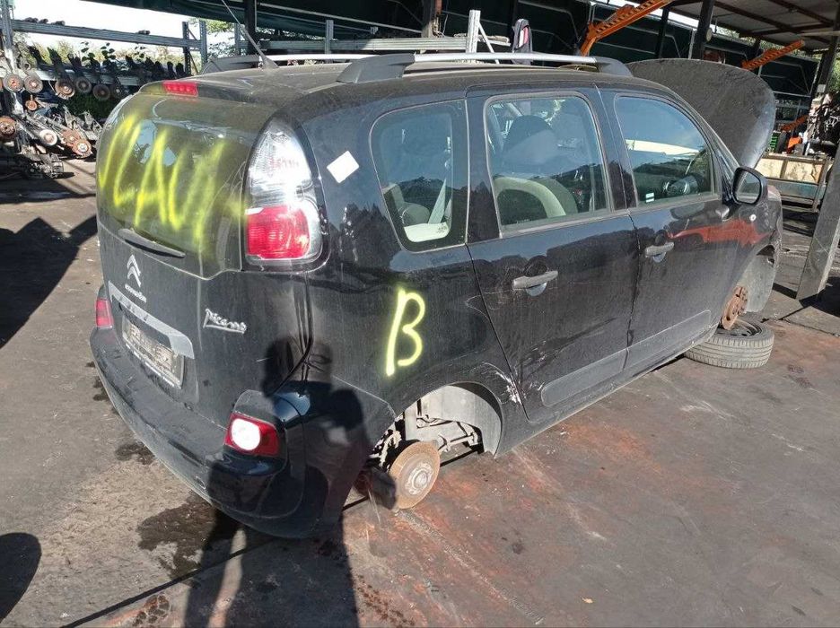 Розборка Citroen C3 Picasso Сітроен с3 пікассо мотор 1.6 HDI