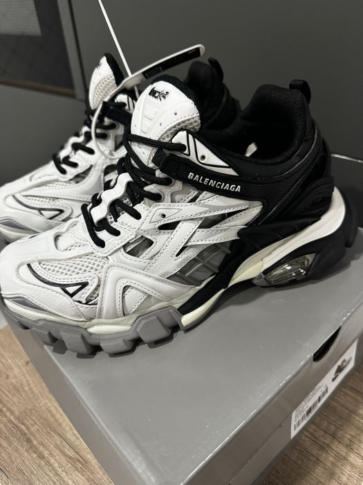 Кроссовки Balenciaga Track 2.0 "White/Black"