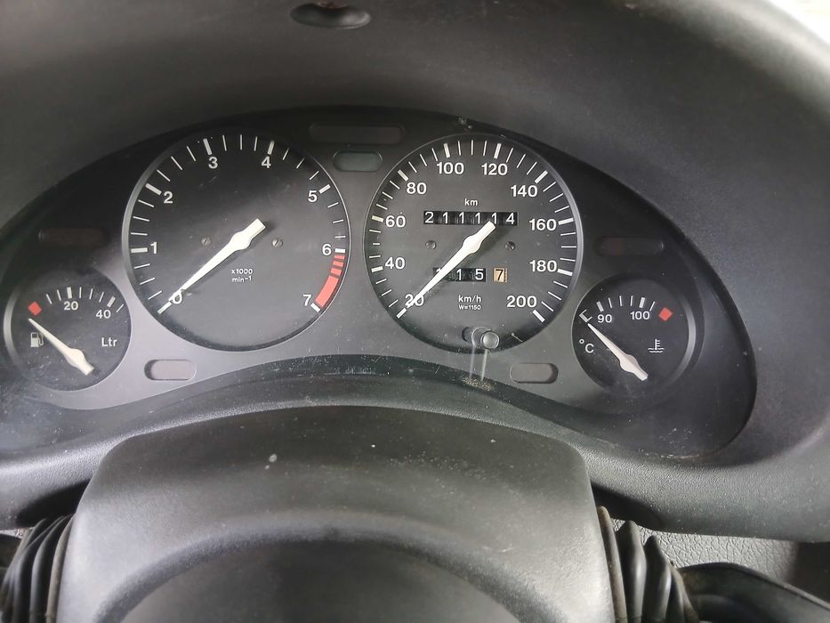 Opel Corsa B 1.2 Gasolina | 4 Pneus Novos | 800 € — photo 2