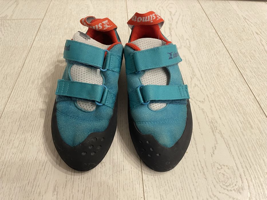 Buty wspinaczkowe Simond. Rozm. EU 37, dł.wkładki 23,5cm.