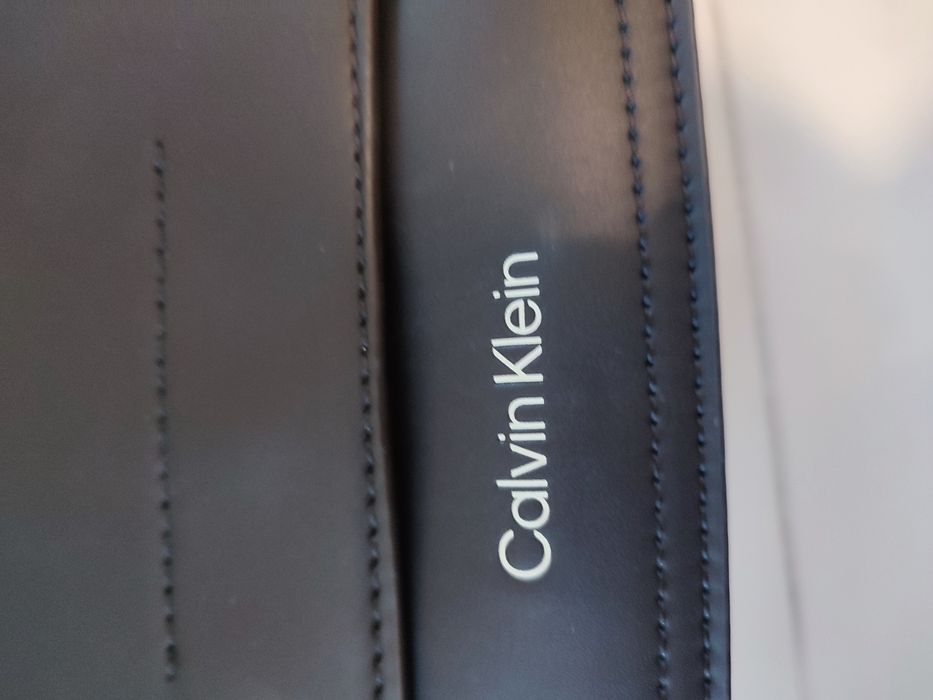 Calvin Klein torebka na ramię czarna stan ogólnie bdb