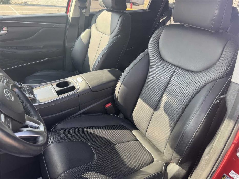 Hyundai Santa Fe Limited      2022