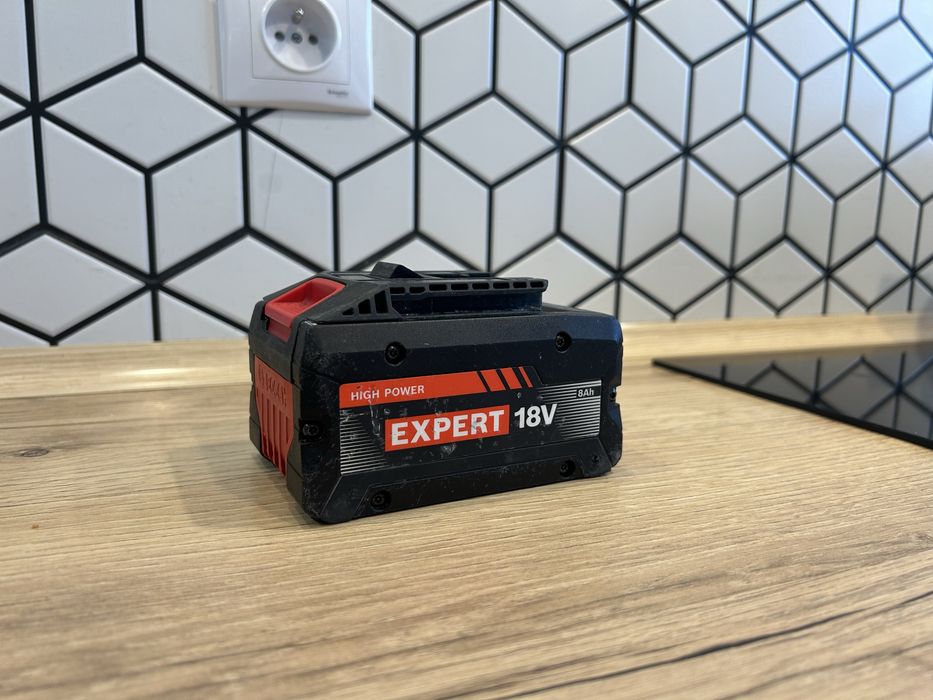 Bateria Akumulator Bosch 18V 8Ah Expert AMP Share Jak nowa