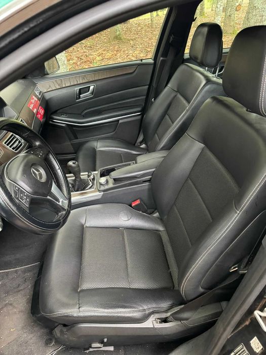 Mercedes E200 - Peças