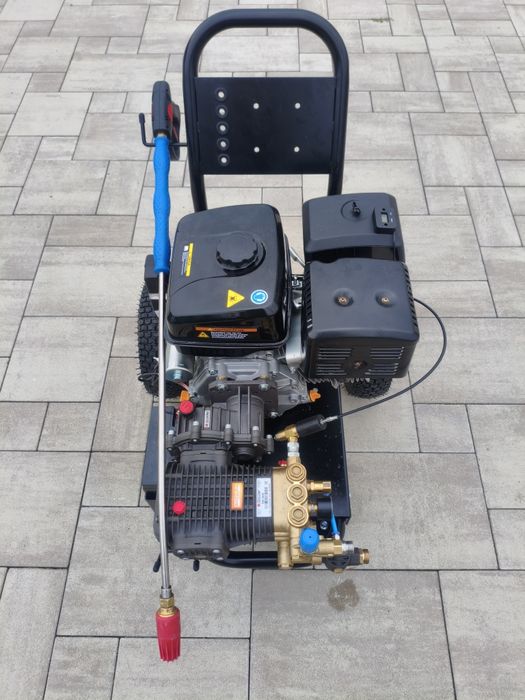 Sprzedam myjkę spalinowa