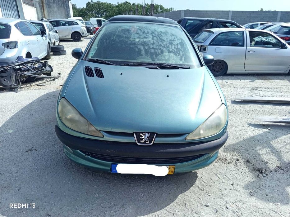 Para peças Peugeot 206 1.1 ano 2000