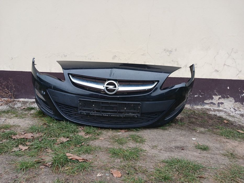 Передній бампер opel astra j 2014