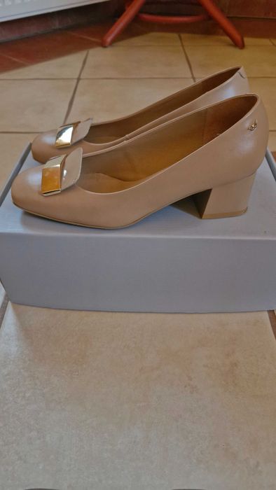 Buty / czółenka damskie WOJAS r. 37