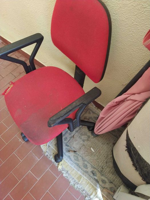 cadeira escritorio ou sala para remodelar