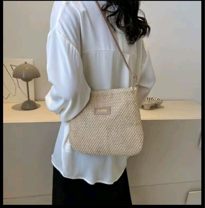 Сумочка кросс-боди из соломки НОВАЯ