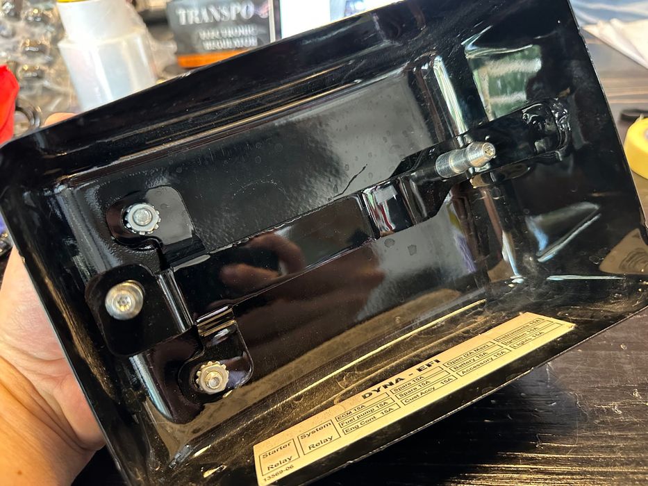 Harley pokrywa boczna akumulatora Dyna 04-12 Steet Bob Glide Kraków